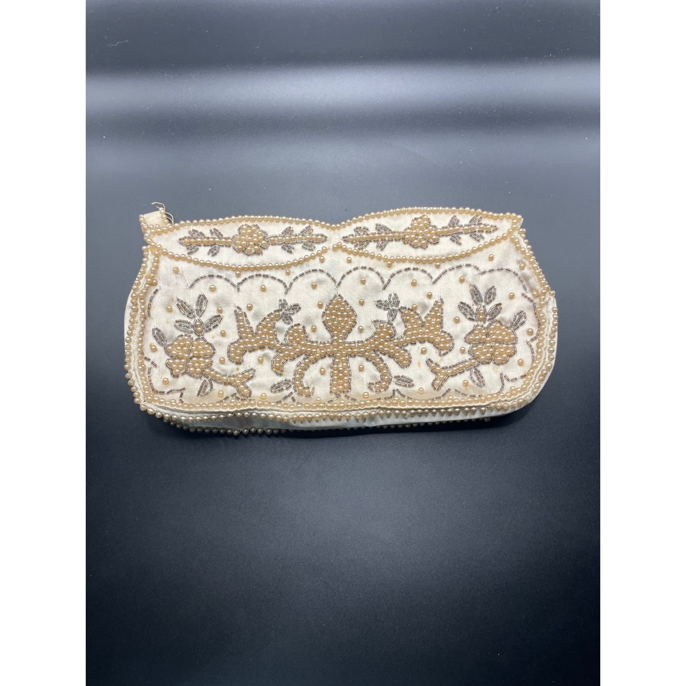 Vintage Hand Made in Japan Beaded Pearl Floral Satin Clutch Evening Bag Cream